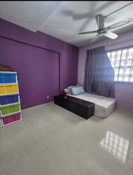 Blk 327 Jurong East Street 31 (Jurong East), HDB Executive #514779131